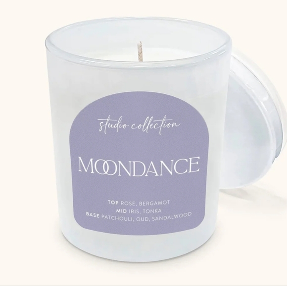 Moondance Studio Collection Candle 3 Layer Fragrance 7.5 Oz. Scent Of Freshness - Picture 2 of 8